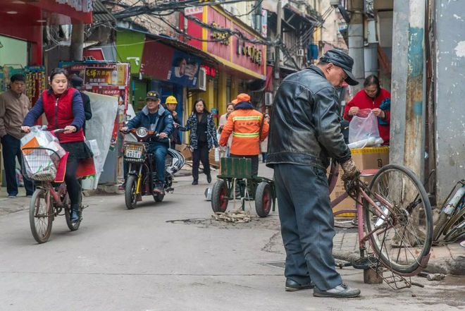 东立国际小区美食_东立国际附近好吃的_国际社区美食